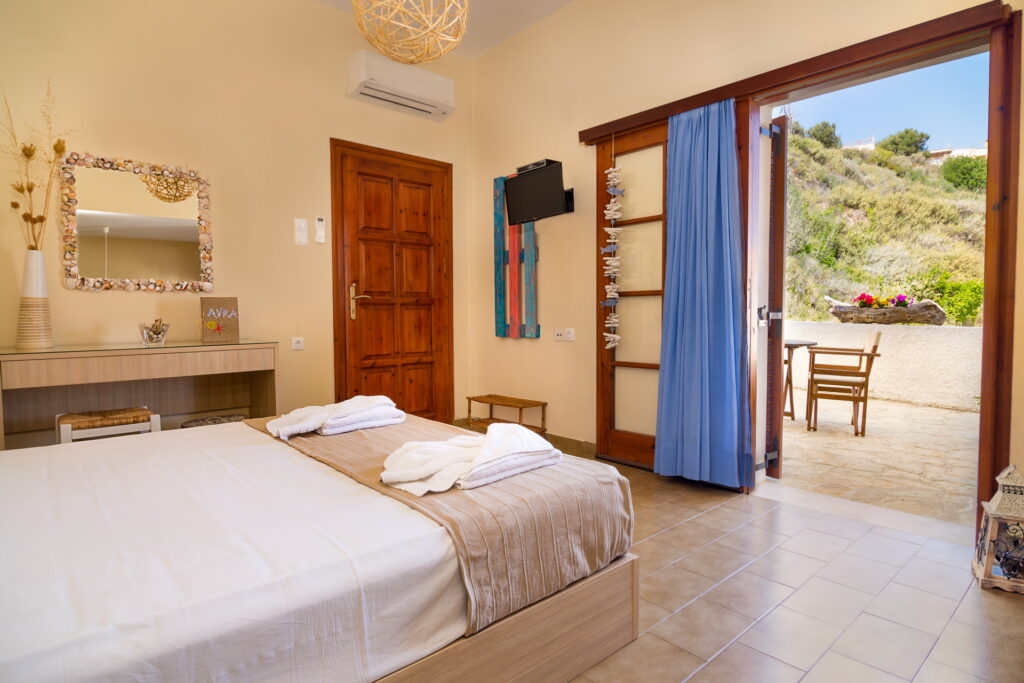Levantes Studio, Kalyves